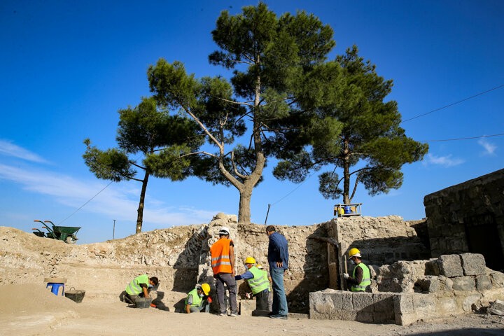 Diyarbakır'da Roma dönemine ait mezar odaları bulundu