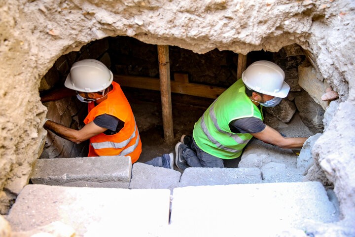 Diyarbakır'da Roma dönemine ait mezar odaları bulundu