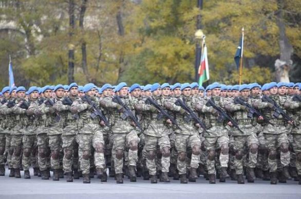 Azerbaycan'da tarihi Zafer Töreni'nden kareler