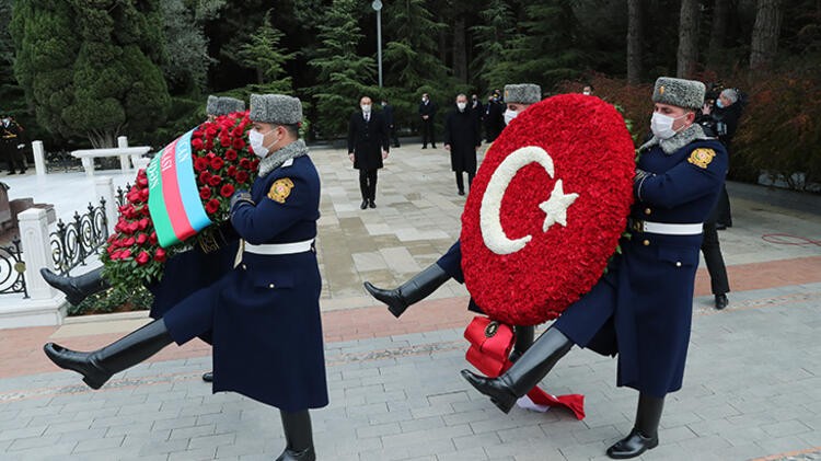 Azerbaycan'da tarihi Zafer Töreni'nden kareler