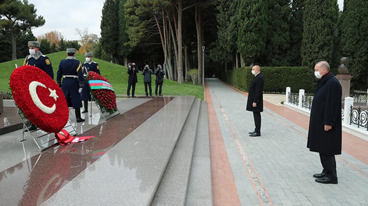 Azerbaycan'da tarihi Zafer Töreni'nden kareler