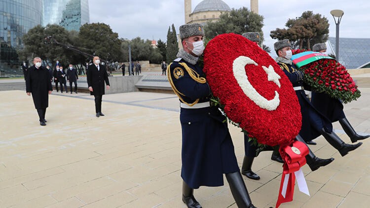 Azerbaycan'da tarihi Zafer Töreni'nden kareler