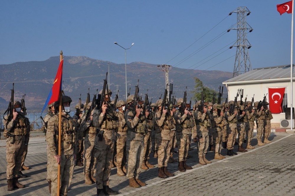 Komandolar Suriye'ye uğurlandı