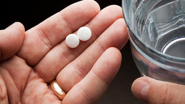 Bilinçsiz aspirin kullanımı hangi hastalıklara yol açıyor?