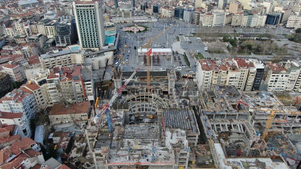 Atatürk Kültür Merkezi Taksim'de yükselmeye başladı 