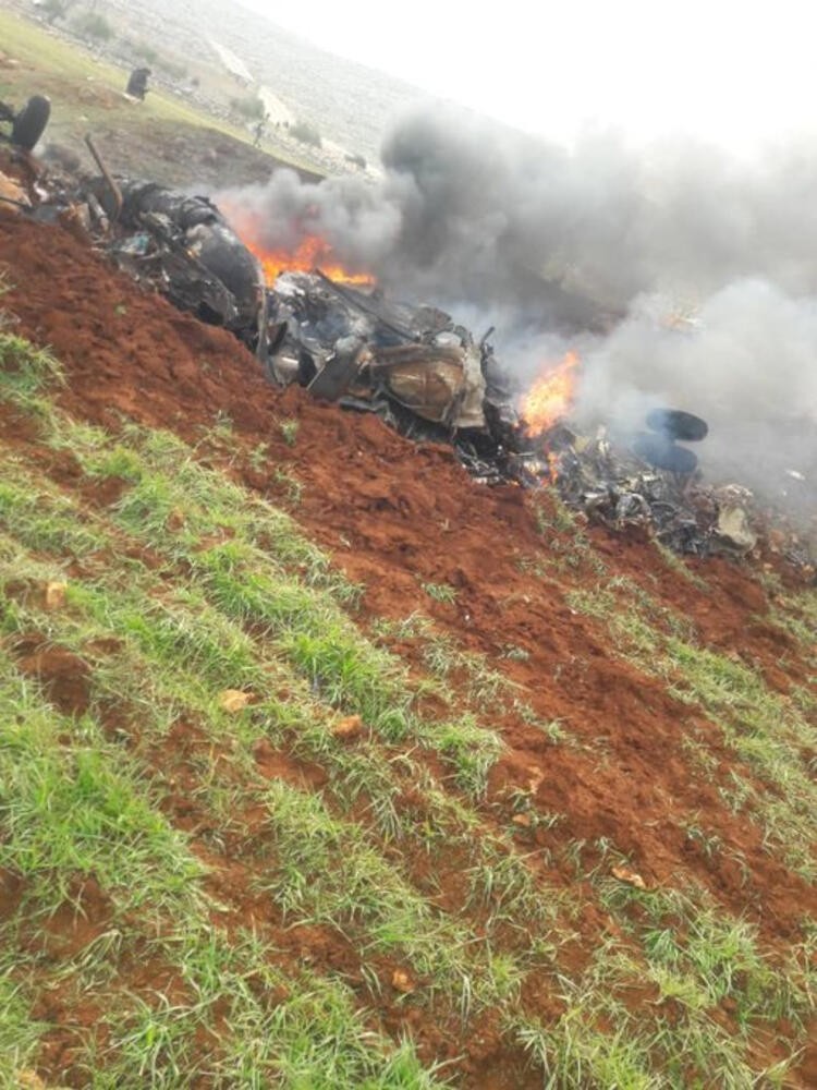 Suriye'de bir rejim helikopteri daha düşürüldü