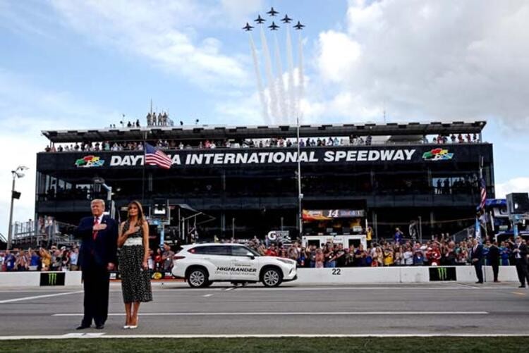 Daytona 500 yarışlarında Trump sürprizi