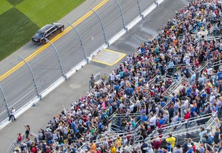 Daytona 500 yarışlarında Trump sürprizi