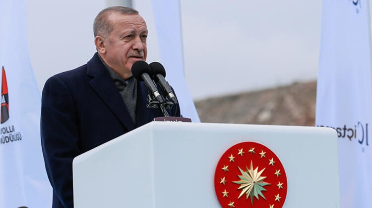 Cumhurbaşkanı Erdoğan yeni otoyolu makam aracıyla test etti