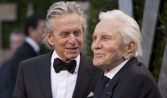 Kirk Douglas 61 milyon dolarlık servetini bağışladı