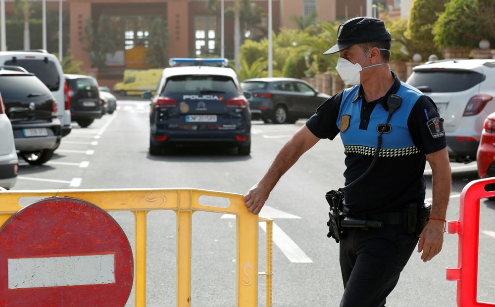 Korona virüs Yunanistan'a sıçradı