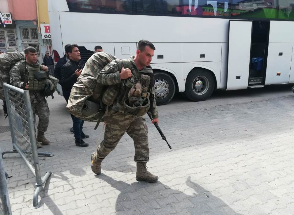 Yüzlerce komando sınıra gönderilmek üzere Hatay’da