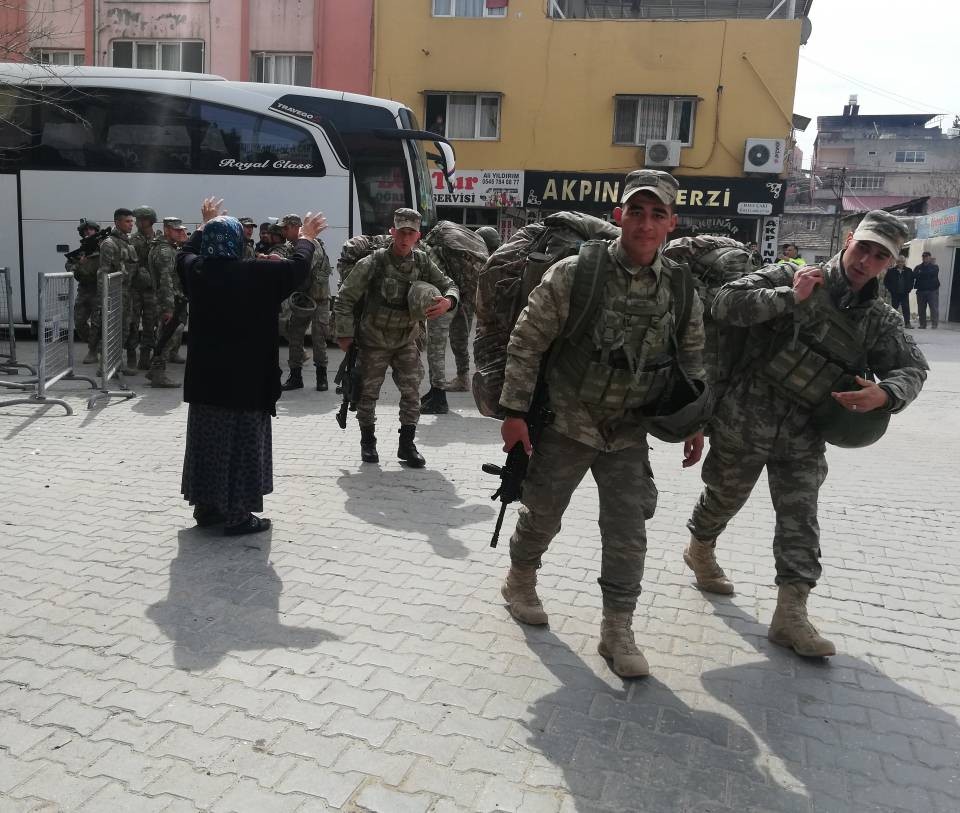 Yüzlerce komando sınıra gönderilmek üzere Hatay’da