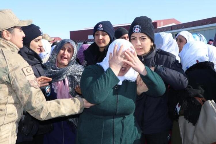 Çığ faciası şehitlerine hüzünlü veda