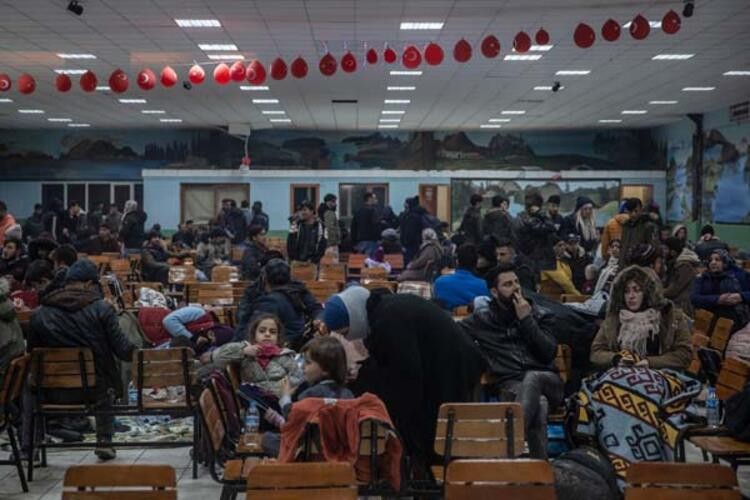 Edirne'de bu düğün salonu göçmenlere ayrıldı