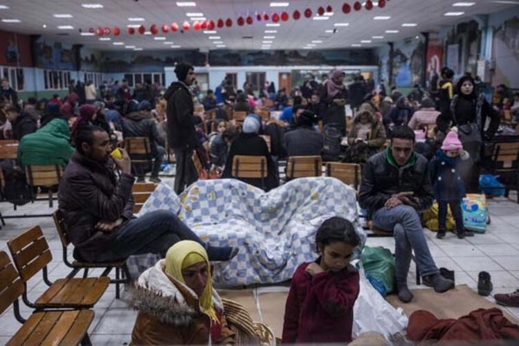 Edirne'de bu düğün salonu göçmenlere ayrıldı