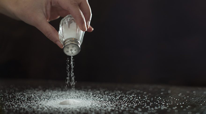 Günlük tuz tüketiminin 5 gramın altına düşürülmesi hedefleniyor