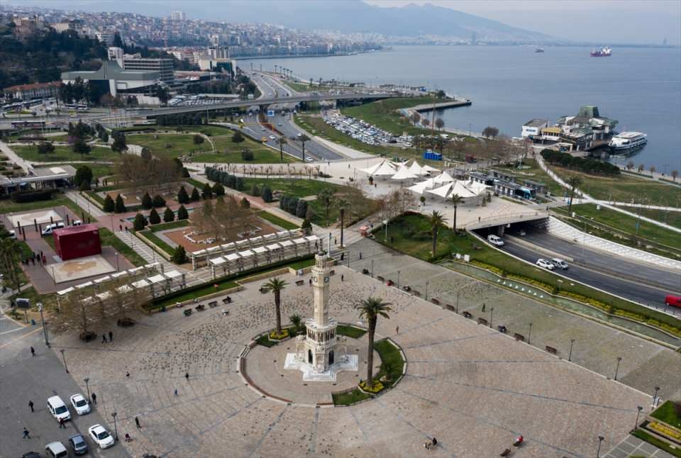 Boş meydanlar havadan böyle görüntülendi