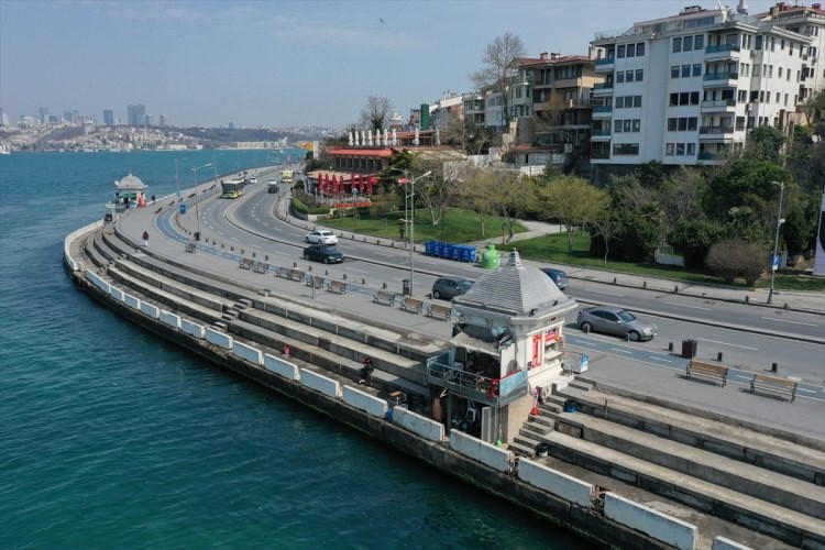 İstanbul sokaklarında korona virüs sakinliği