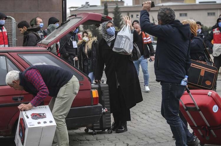 İstanbul'daki karantina yurtlarından tahliyeler başladı