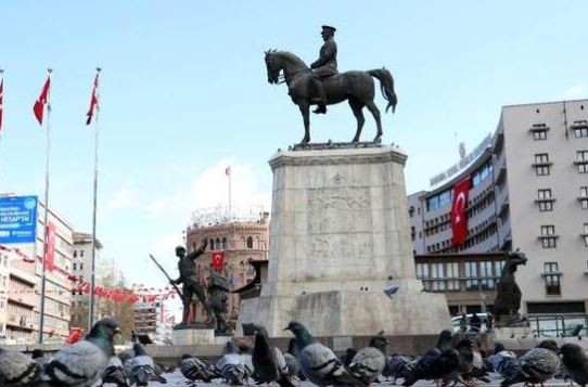 Türkiye'den 23 Nisan manzaraları