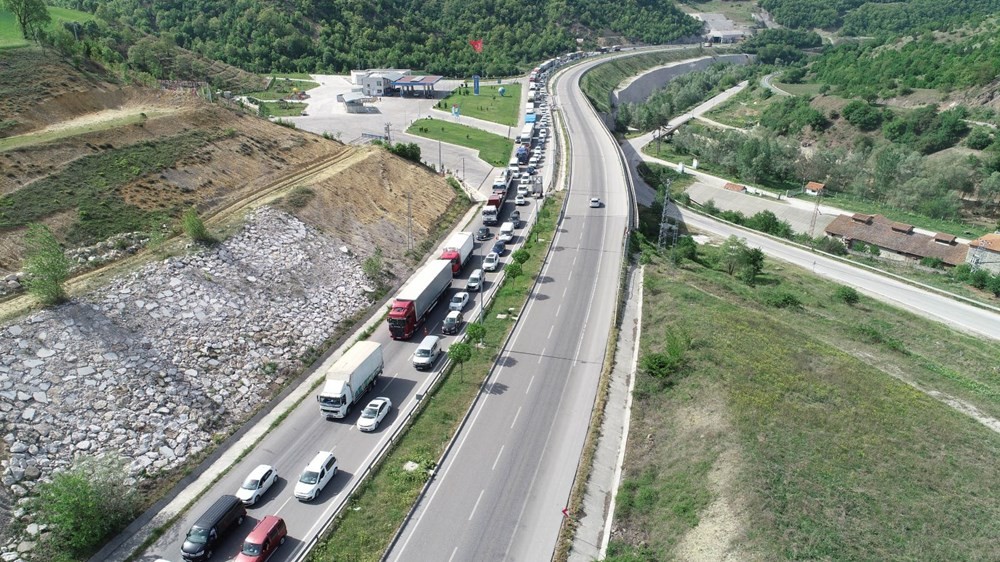 'Çay göçü' başladı, akın akın geliyorlar