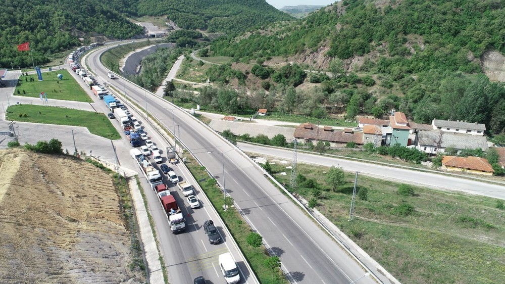 'Çay göçü' başladı, akın akın geliyorlar