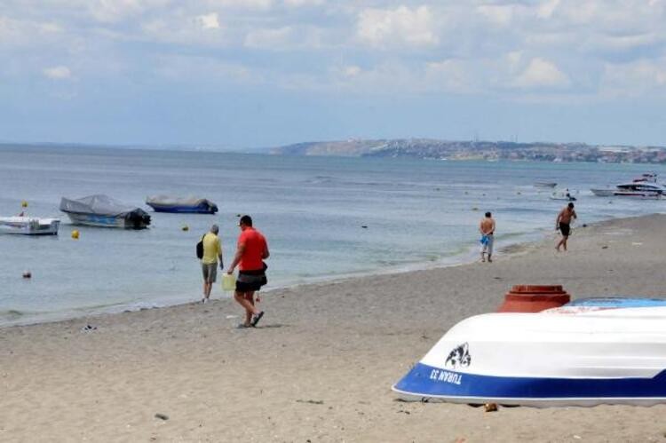 Yasağa rağmen deniz keyfi...