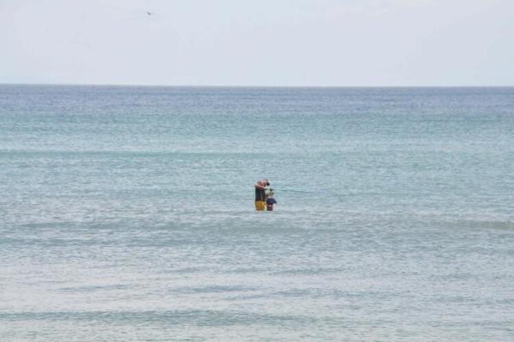 Yasağa rağmen deniz keyfi...