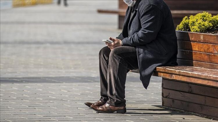 Pazar günü dışarı çıkacak 65 yaş üstü vatandaşlara önemli uyarılar