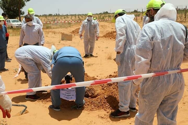 Libyada darbeci Hafterin katlettiği sivillere ait toplu mezar bulundu