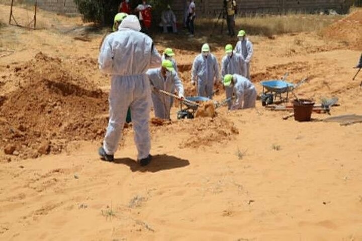 Libyada darbeci Hafterin katlettiği sivillere ait toplu mezar bulundu