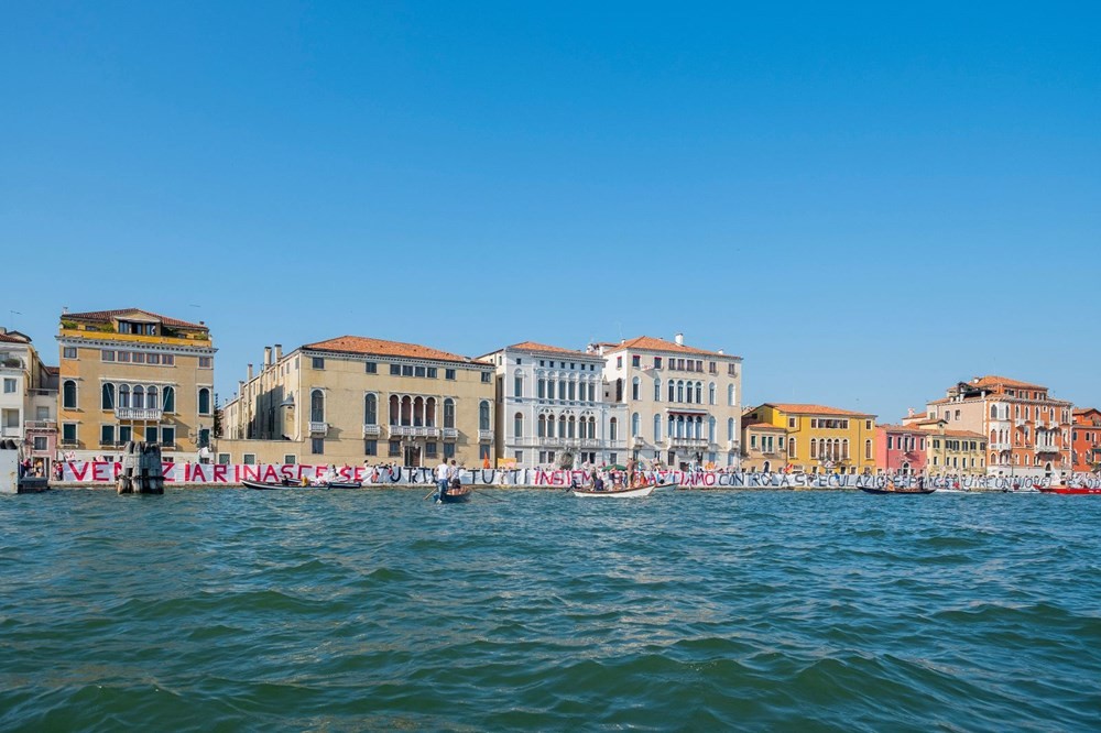 Venedik'te turist istemiyoruz protestosu