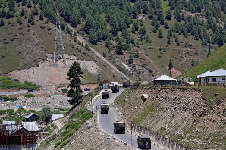 Nükleer güçler arasında çatışma! Onlarca asker ölü ve yaralı...