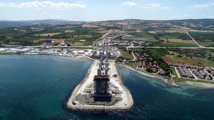 1915 Çanakkale Köprüsü'ne ilk tabliye konuldu