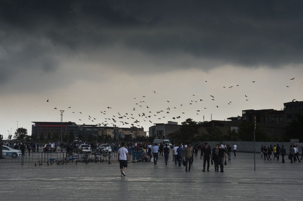 İstanbul'da sağanak, dolu ve hortum