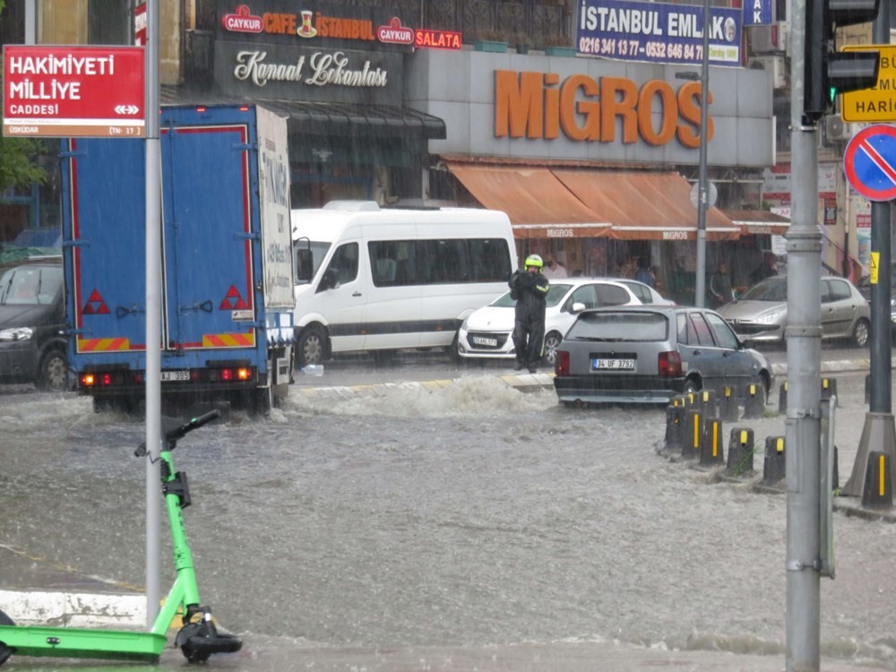 İstanbul'da sağanak, dolu ve hortum