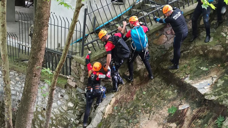 İzmir ve Bursa'nın ardından İstanbul'da da başladı! Süper hücre uyarısı