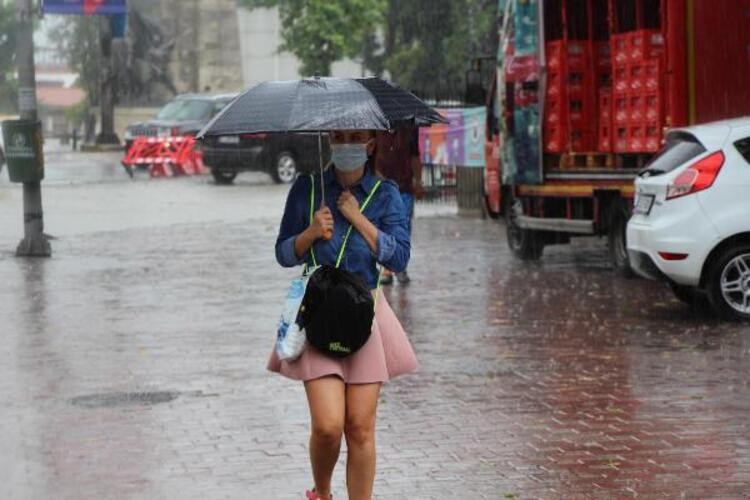 İzmir ve Bursa'nın ardından İstanbul'da da başladı! Süper hücre uyarısı