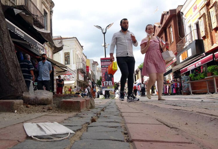 Maske yasağı kararları peş peşe geliyor!