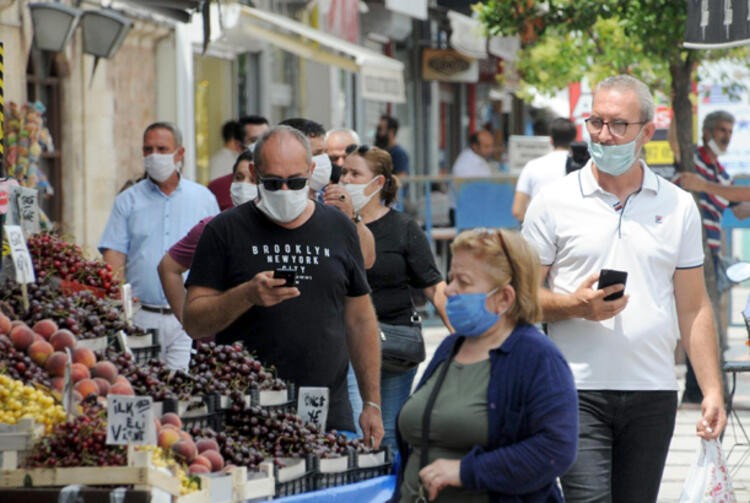 Maske yasağı kararları peş peşe geliyor!