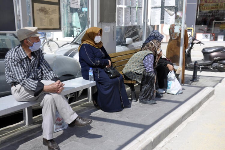 Sağlık Bakanlığı açıkladı! Bu bölgeler için yeni korona virüs kararı