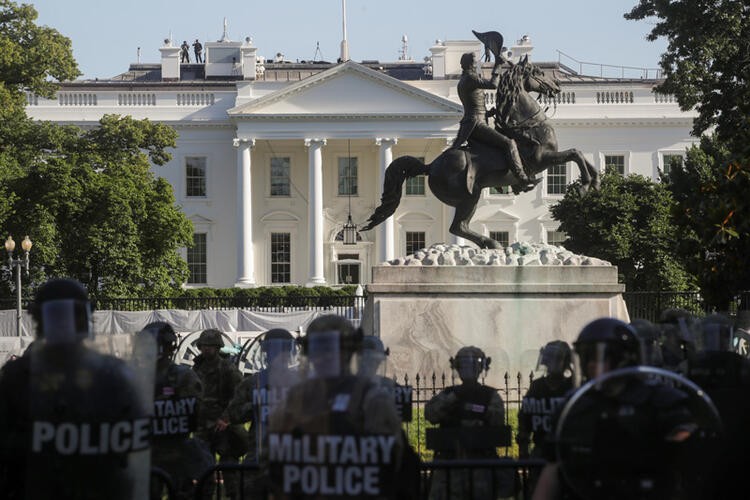 Trump'ın en tehlikeli hamlesi geri tepti