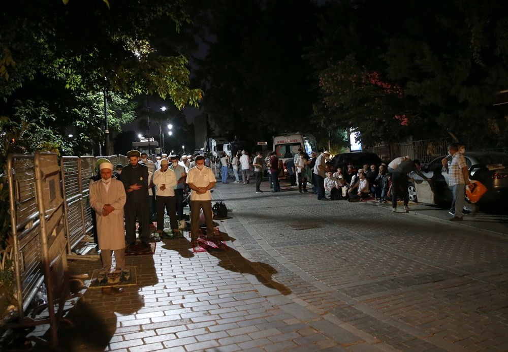 Tarihi gün, Ayasofya'ya akın ettiler! İşte fotoğraflar