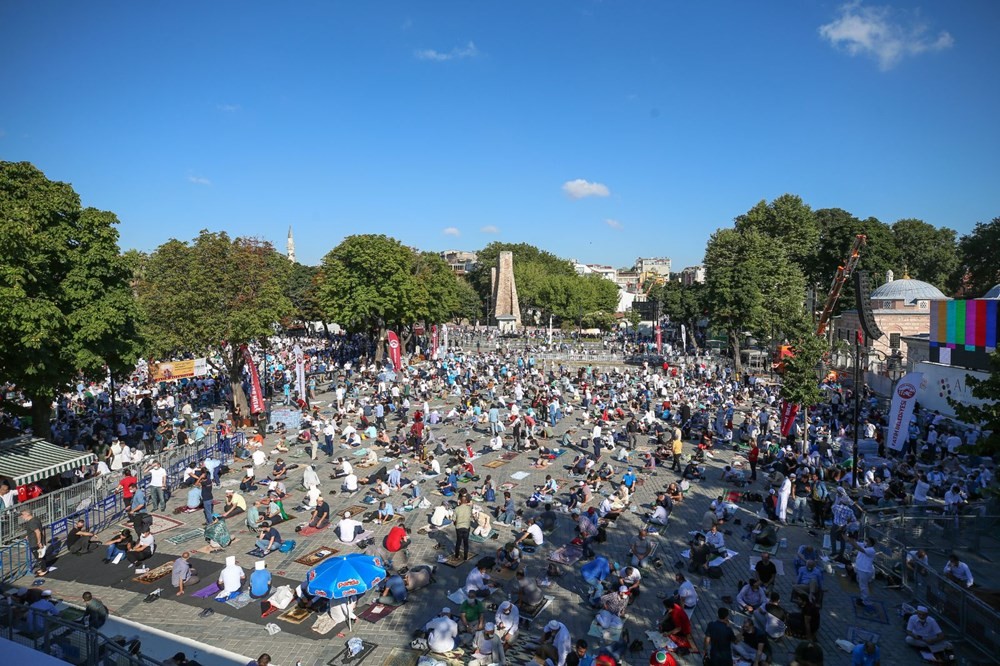 Tarihi gün, Ayasofya'ya akın ettiler! İşte fotoğraflar