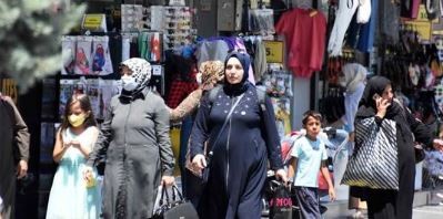 Vaka sayısının arttığı ilde, maske ve sosyal mesafe unutuldu