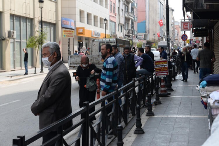 Flaş korona virüs kararı! Bir kentte daha yasaklandı