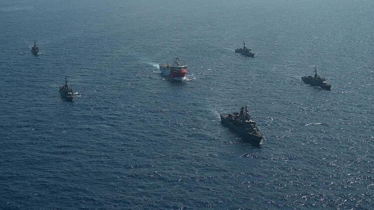 Yunanistan'da yaşanan panik manşetlerde