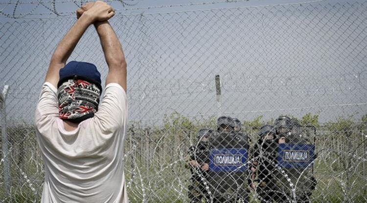 Yunanistan'da yaşanan panik manşetlerde