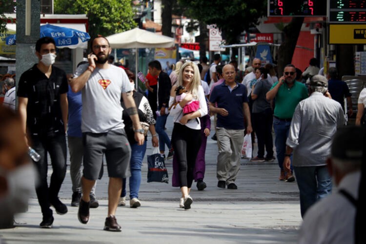 65 yaş üstü sokağa çıkma yasağı olan iller artıyor!